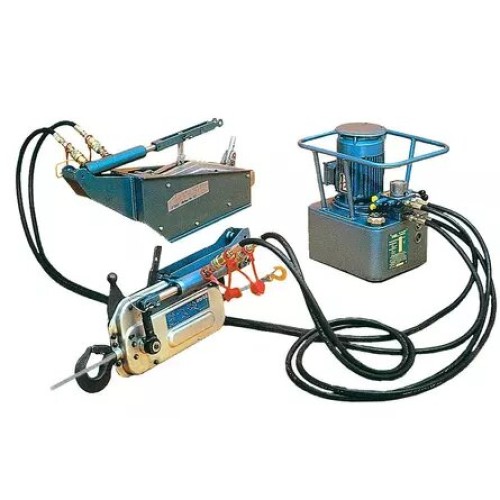 TIRFOR® TU-16H & TU-32H  hydraulic wire rope hoists 