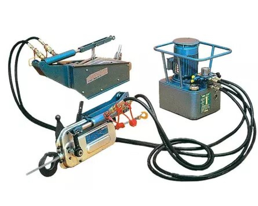 TIRFOR® TU-16H & TU-32H  hydraulic wire rope hoists 